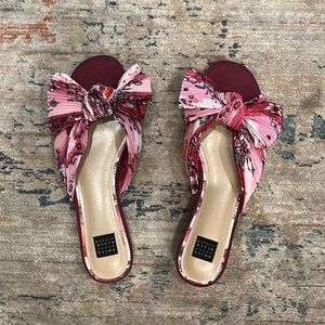 🎀CUTE sandal pleated fabric slide sandals from WHBM